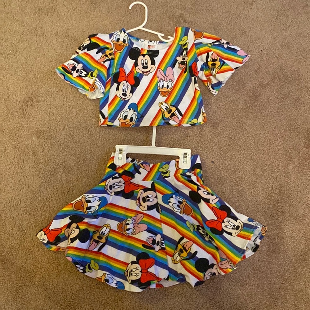 Two-piece Disney outfit Mickey and gang stripes